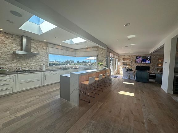 2nd image of 26126 Ladera Dr