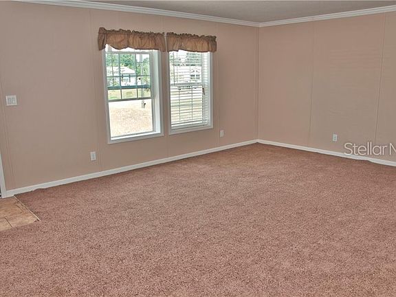 5th image of 3726 Silver Lake Dr