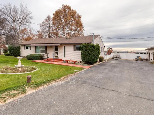 9631 Cherry Ln, Nampa, ID 83687