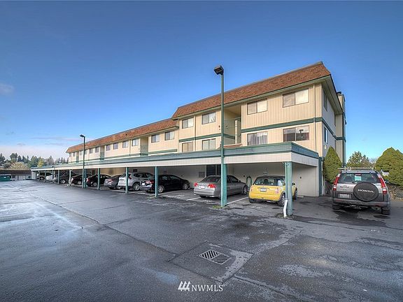 3rd image of 1602 Naval Ave APT 34