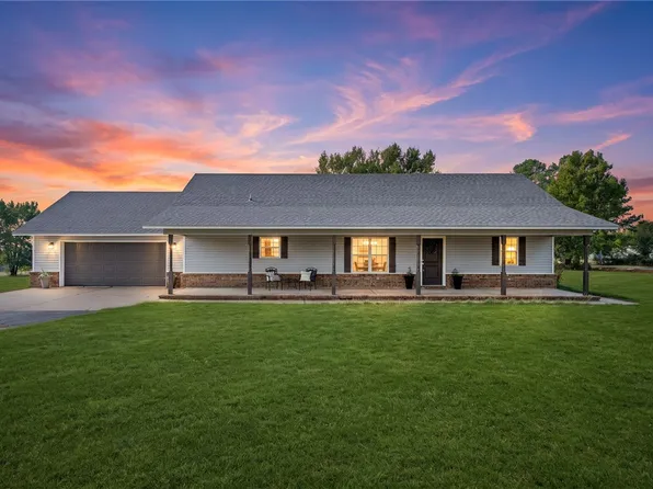 11206 N Highway 348, Mountainburg, AR 72946