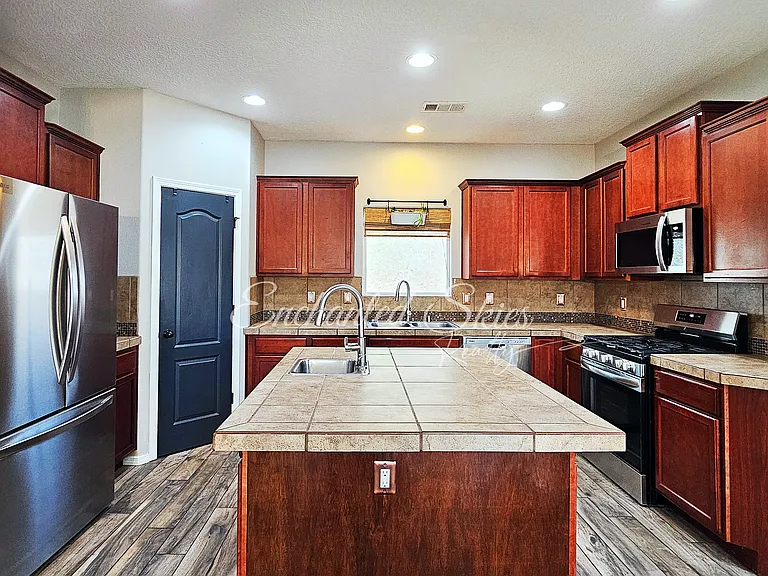 5751 Witkin St SE — Photo 7