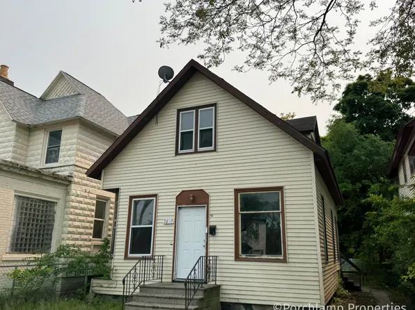 1257 3rd St, Muskegon, MI 49441