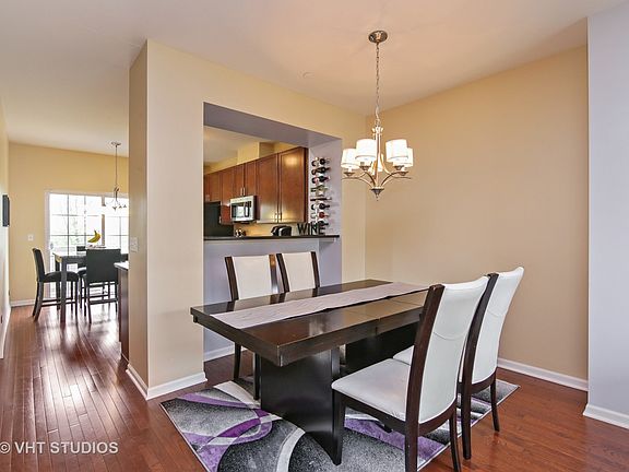 4th image of 1236 Willow Ave