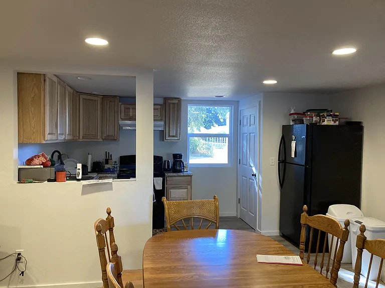 3062 Sunset Dr #B — Photo 2