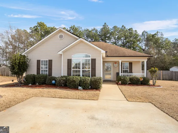 110 Candy Ln, Warner Robins, GA 31088