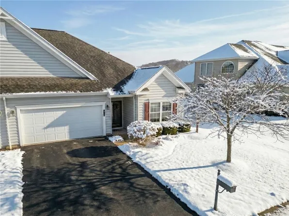 553 Pioneer Ln, Freedom, PA 15042