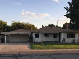 825 W Howard Ave, Visalia, CA 93277
