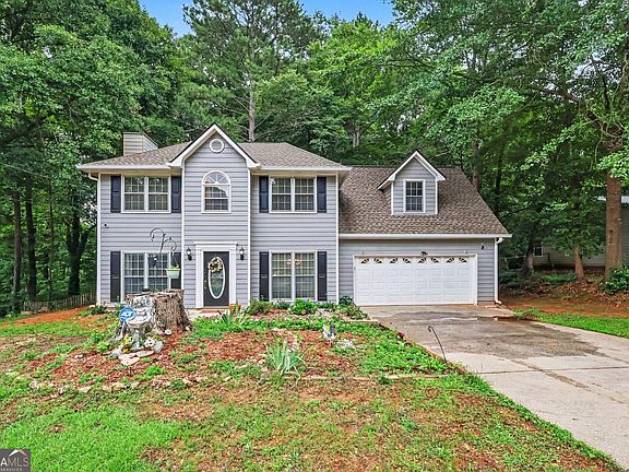 5th image of 3738 Windy Hill Dr SE