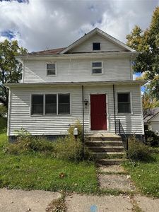 84 N Main St, Albion, PA, 16401