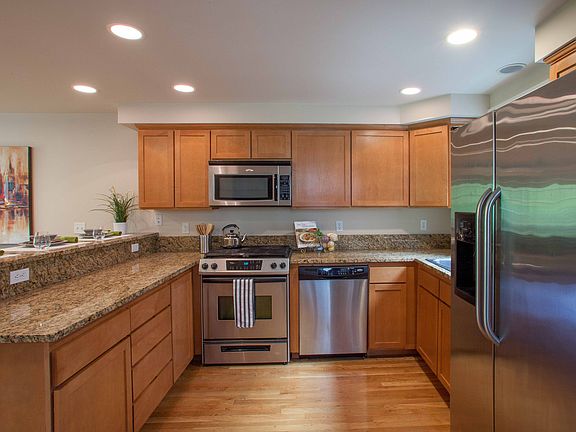 3rd image of 12331 10th Pl NE APT C
