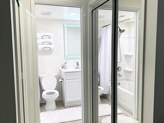 4th image of 4853 S Woodbridge Dr APT 44