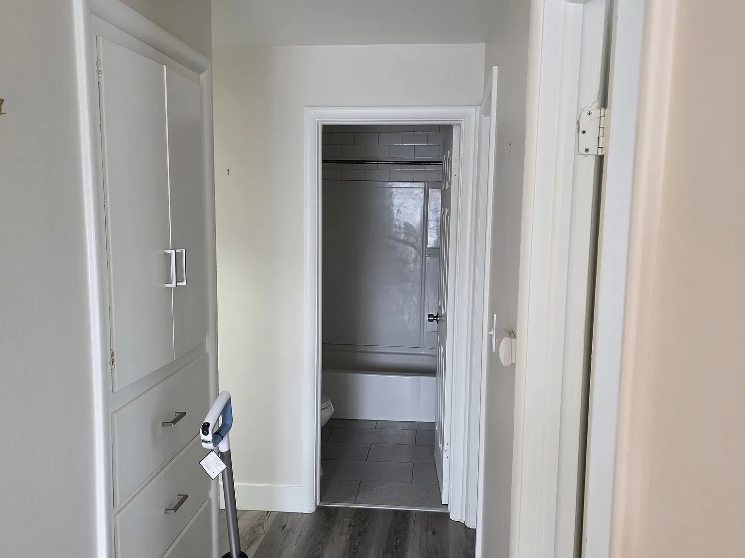 2 bed, 784 sqft, $1,400 — Photo 1