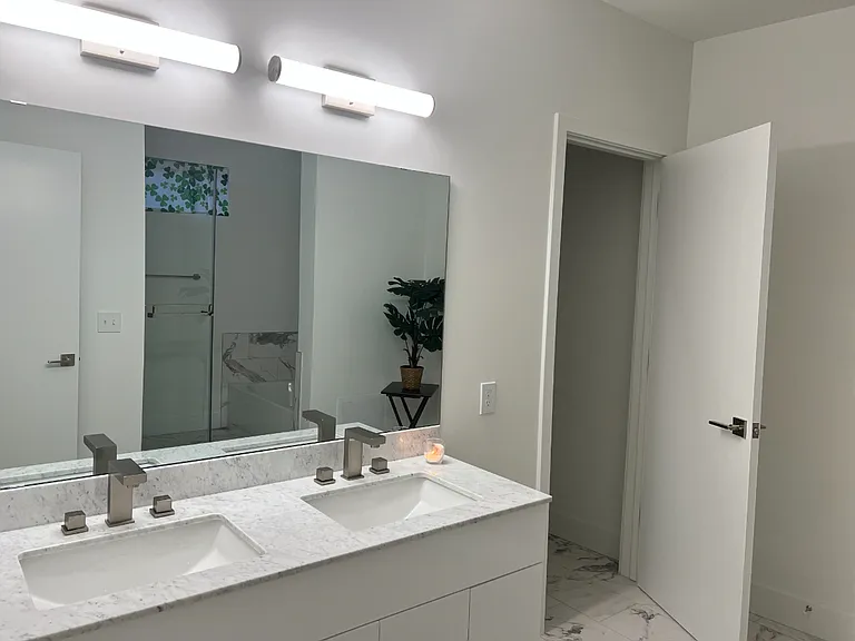 1118 Nova St — Photo 6