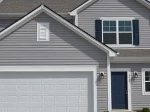 4061 Sedgewick Ln, Columbus, IN 47201