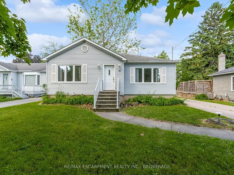 18 Bonavem Dr #1 — Photo 1