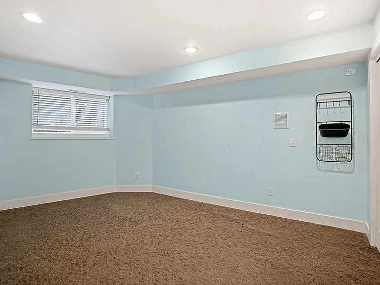 545 Holly Dr — Photo 19