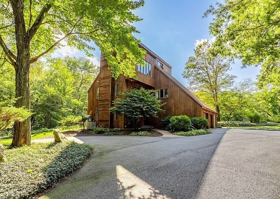 115 S Meadow Rd, Lancaster, MA 01523 Zillow