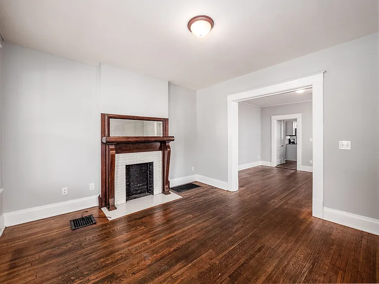 411 13th Ave — Photo 28