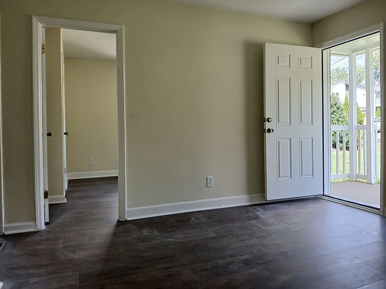117 Crestway Cir #2 — Photo 4