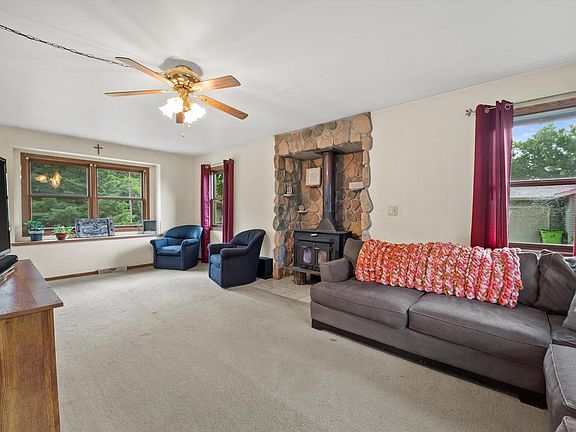 5th image of 610 Green Bay DRIVE