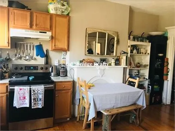 35 Dwight St #2T, Boston, MA 02118