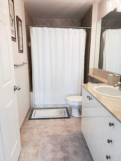 Building Photo - 625 Casa Loma Blvd #9