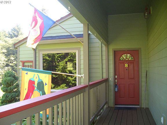 2nd image of 5810 Palisades Dr