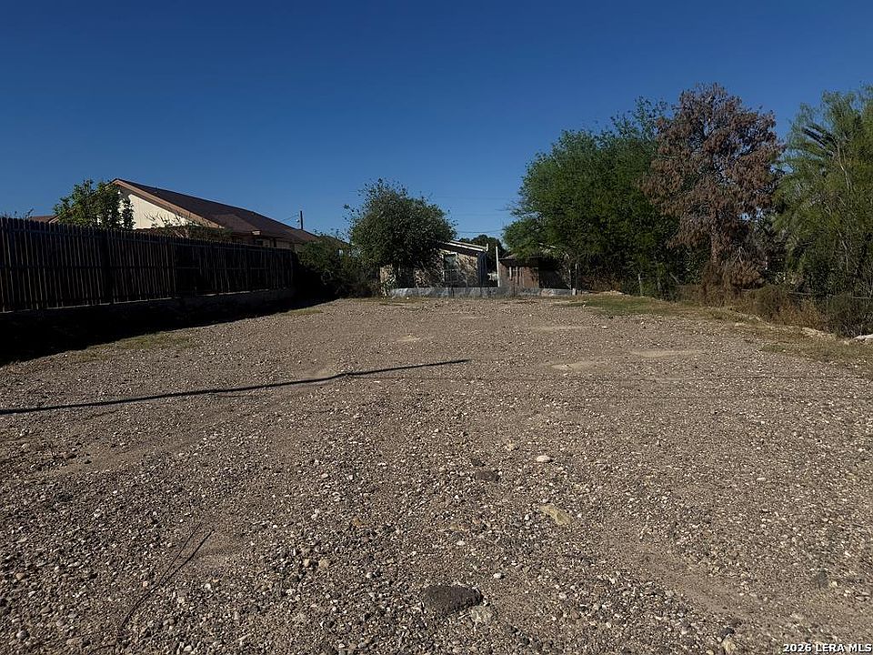 1st image of 849 Callejon Nevisca