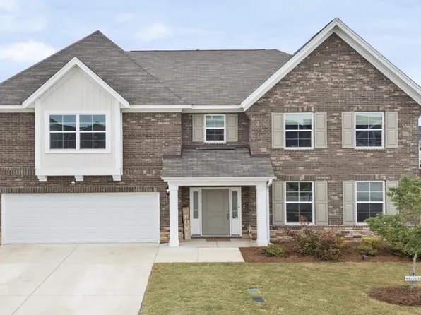 620 Hiawatha Dr, Elgin, SC 29045