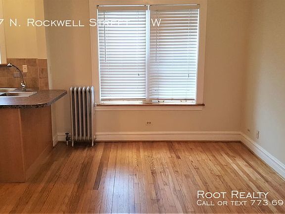 3rd image of 4827 N Rockwell St APT 1W