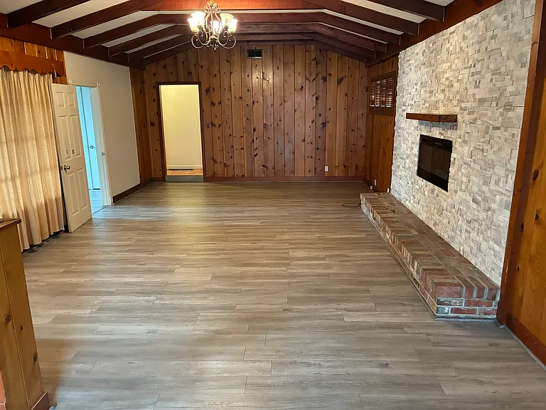 22759 Woodridge Dr — Photo 9