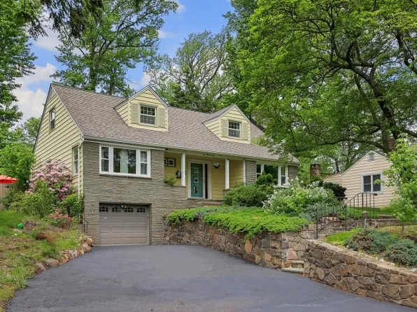 125 King St, Fanwood Boro, NJ 07023