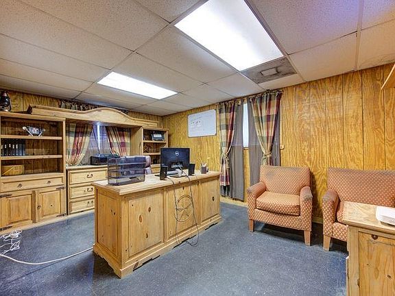 4th image of 13500 Bohemian Hall Rd