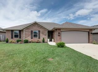 5575 W Beech St, Springfield, MO 65802