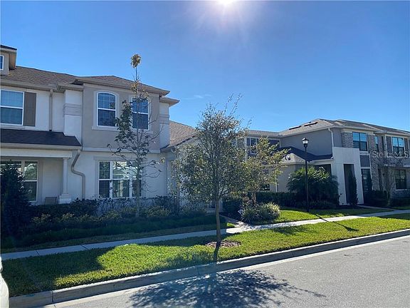 3rd image of 2924 Windmill Dr