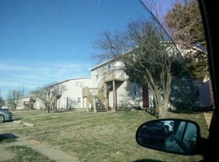 302 W 11th St APT A, Halstead, KS 67056