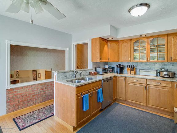5th image of 1717 Ravenswood Dr