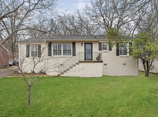727 Kendall Dr, Nashville, TN 37209
