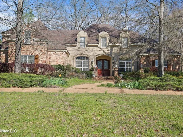 114 Rowan Oak Pl, Terry, MS 39170