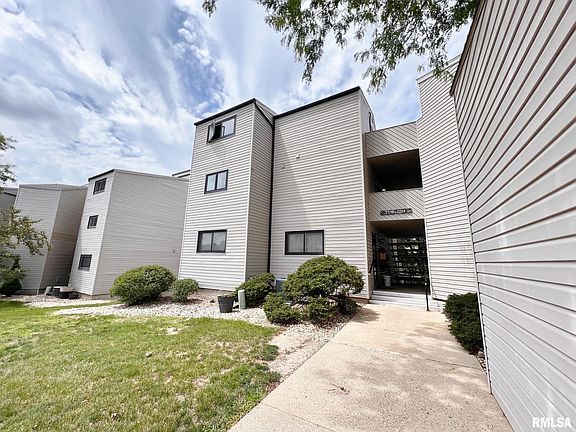 2nd image of 7255 N Lakeside Ct #28
