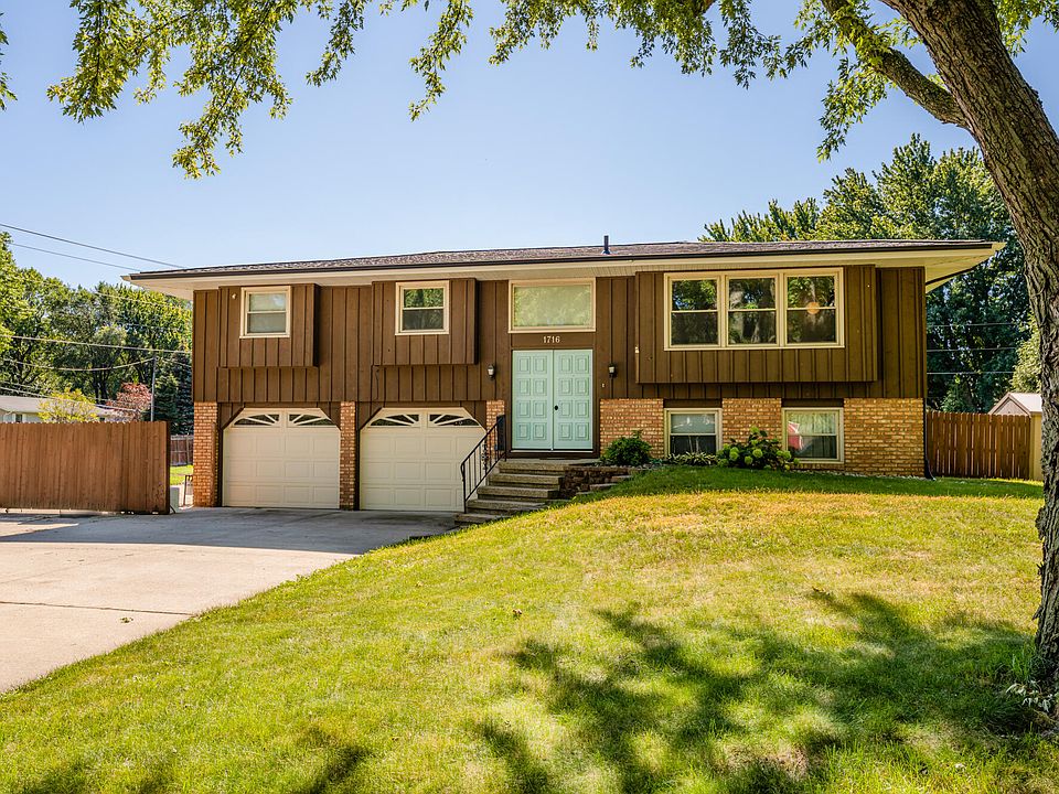 1st image of 1716 Anthony Dr