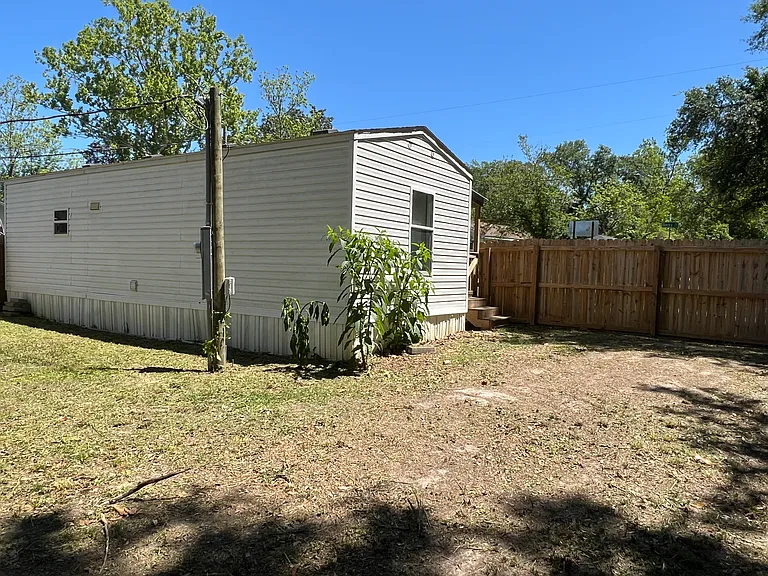 201 Rocky Ave — Photo 47
