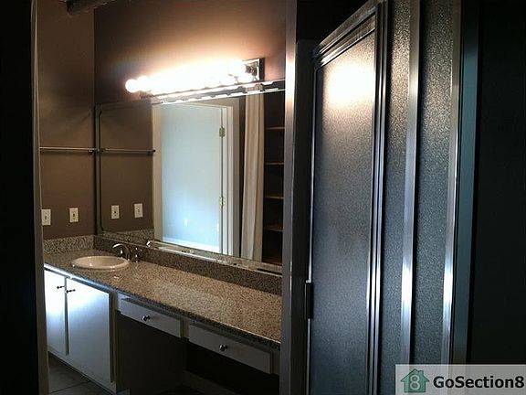 5th image of 800 Peachtree St NE APT 1306