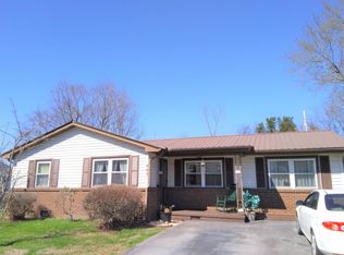 443 Defoe Cir, Maryville, TN 37804