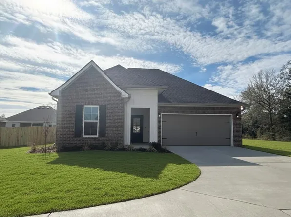 2807 San Antone Ct, Crestview, FL 32539