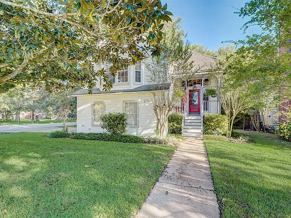 2nd image of 811 Coryell Street