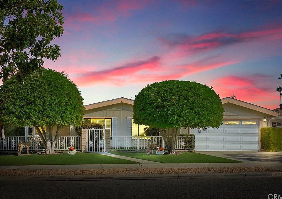 2nd image of 2770 Jacaranda Way