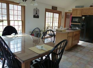 92 Kendall St, Granby, MA 01033