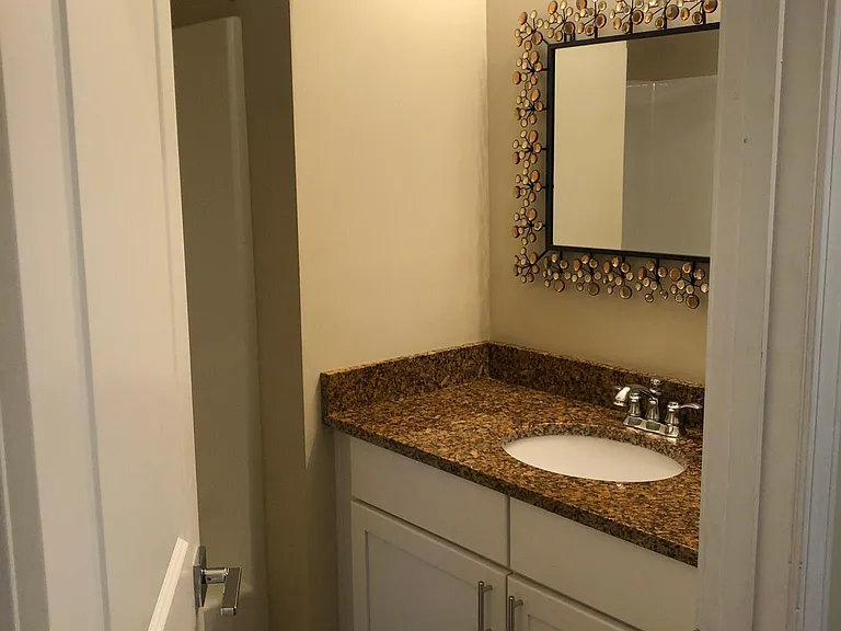 14 Carolina St #B — Photo 22